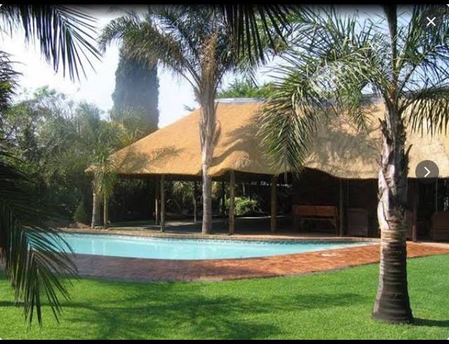 BUSINESS FOR SALE IN KEMPTON PARK EXT 01